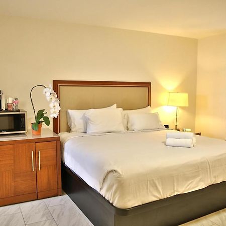 Travelodge By Wyndham Crescent City Buitenkant foto