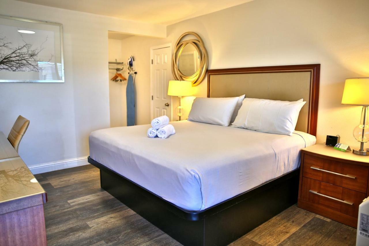 Travelodge By Wyndham Crescent City Buitenkant foto